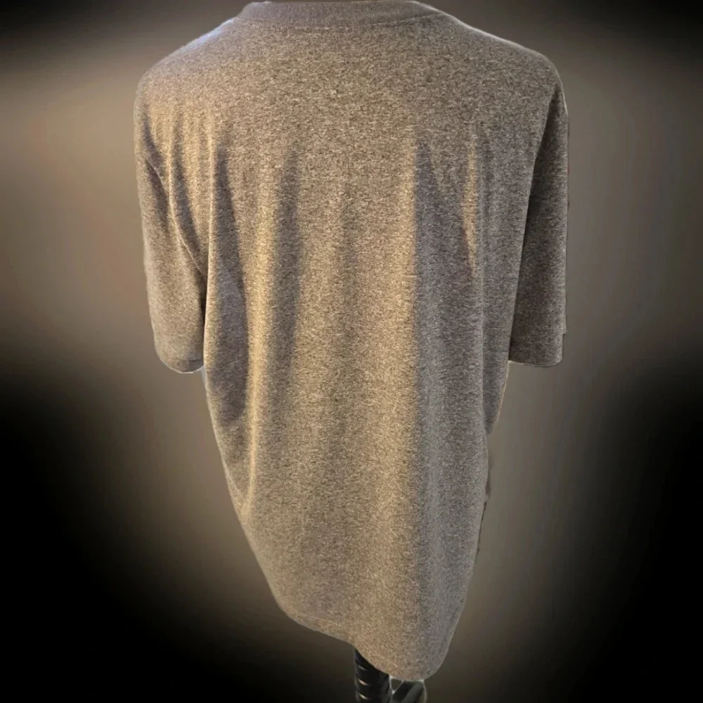 The Nike Tee color Gray size L